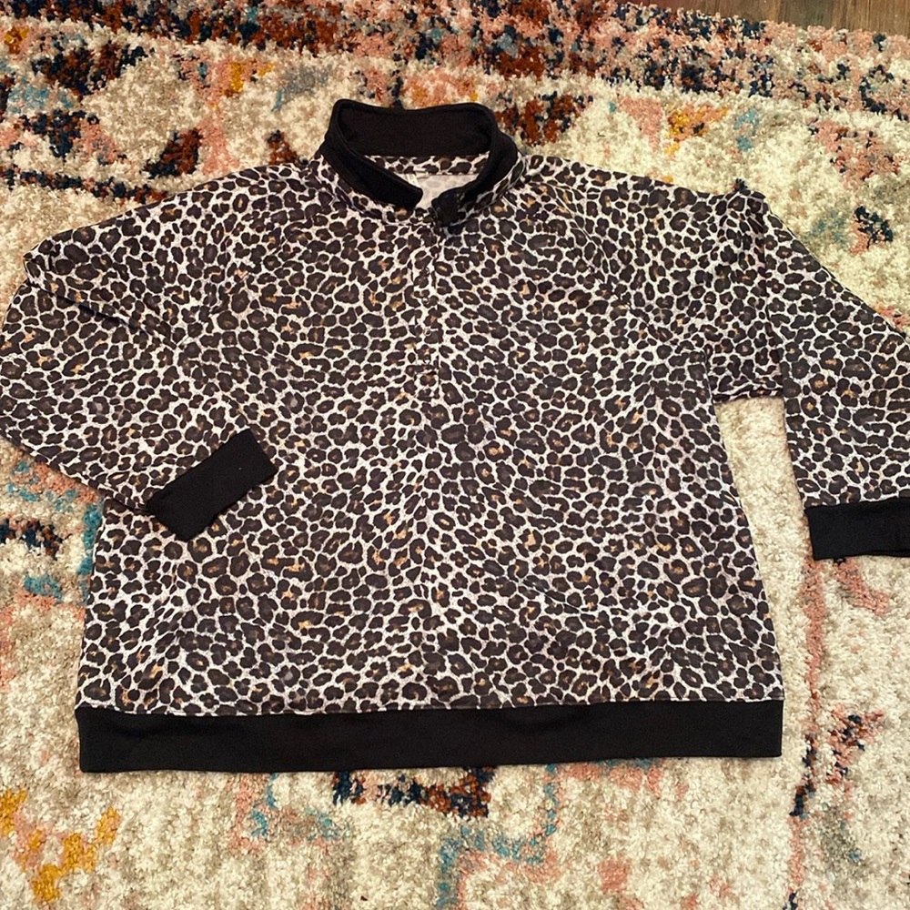 Cato women’s plus leopard/cheetah pull over